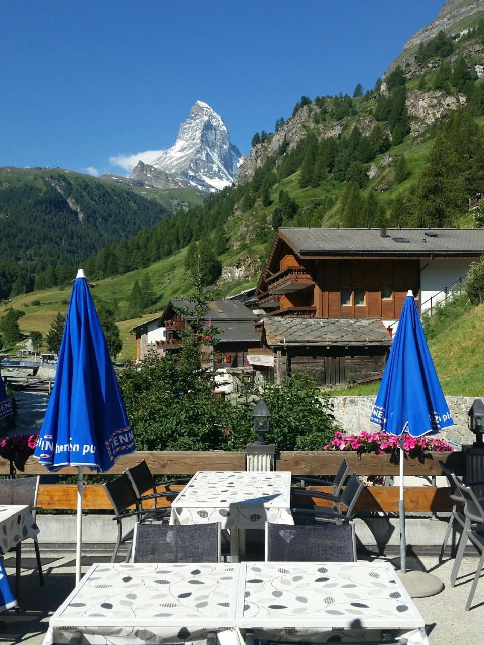 Alpenrose Hotel Zermatt Exterior photo
